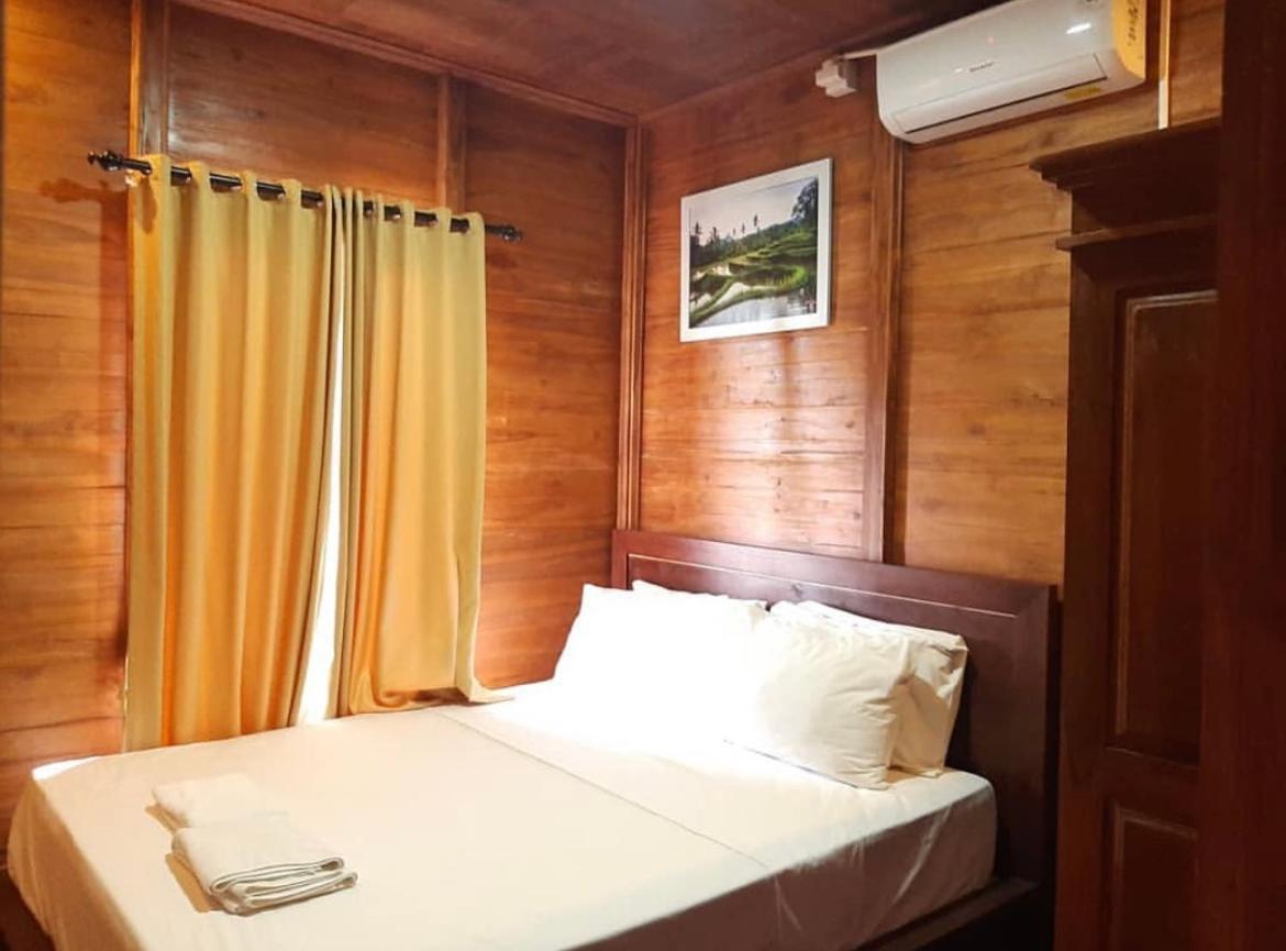Grand Raka Homestay โลวินา ภายนอก รูปภาพ