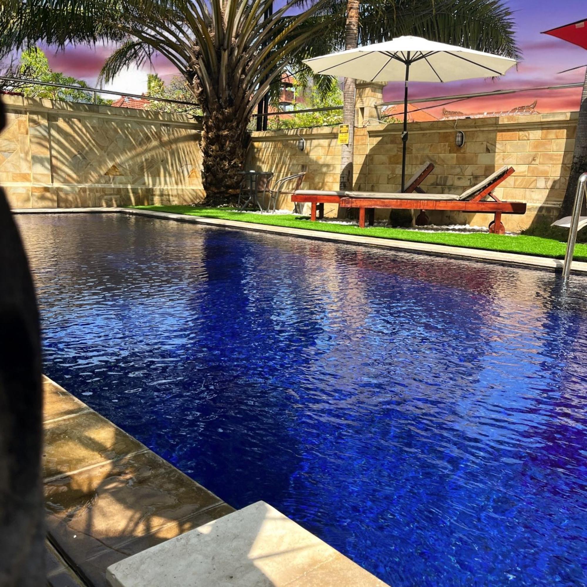 Grand Raka Homestay โลวินา ภายนอก รูปภาพ